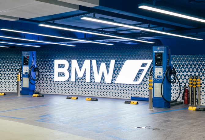 BMW public charging solutions